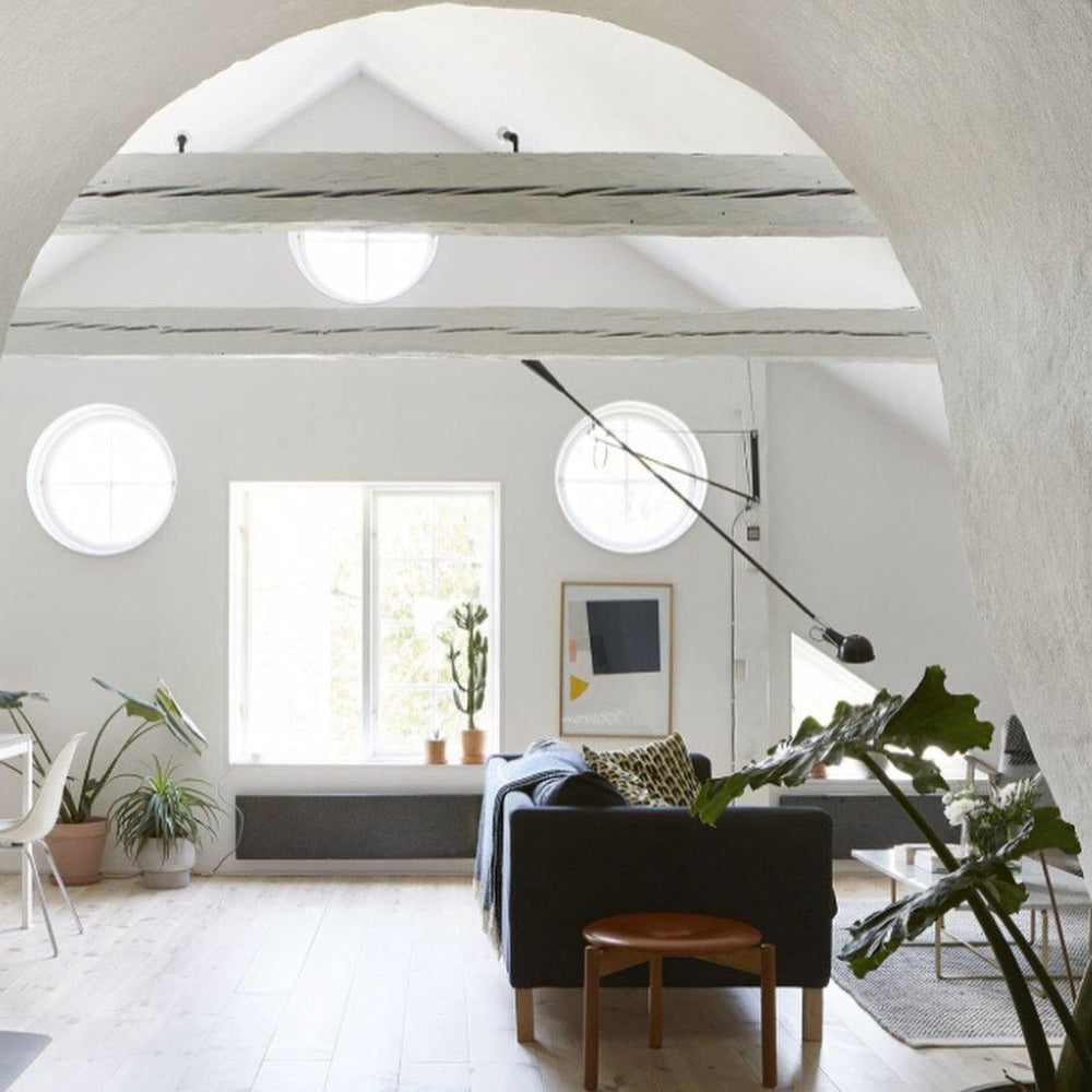 Long Swing Arm Wall Lamp