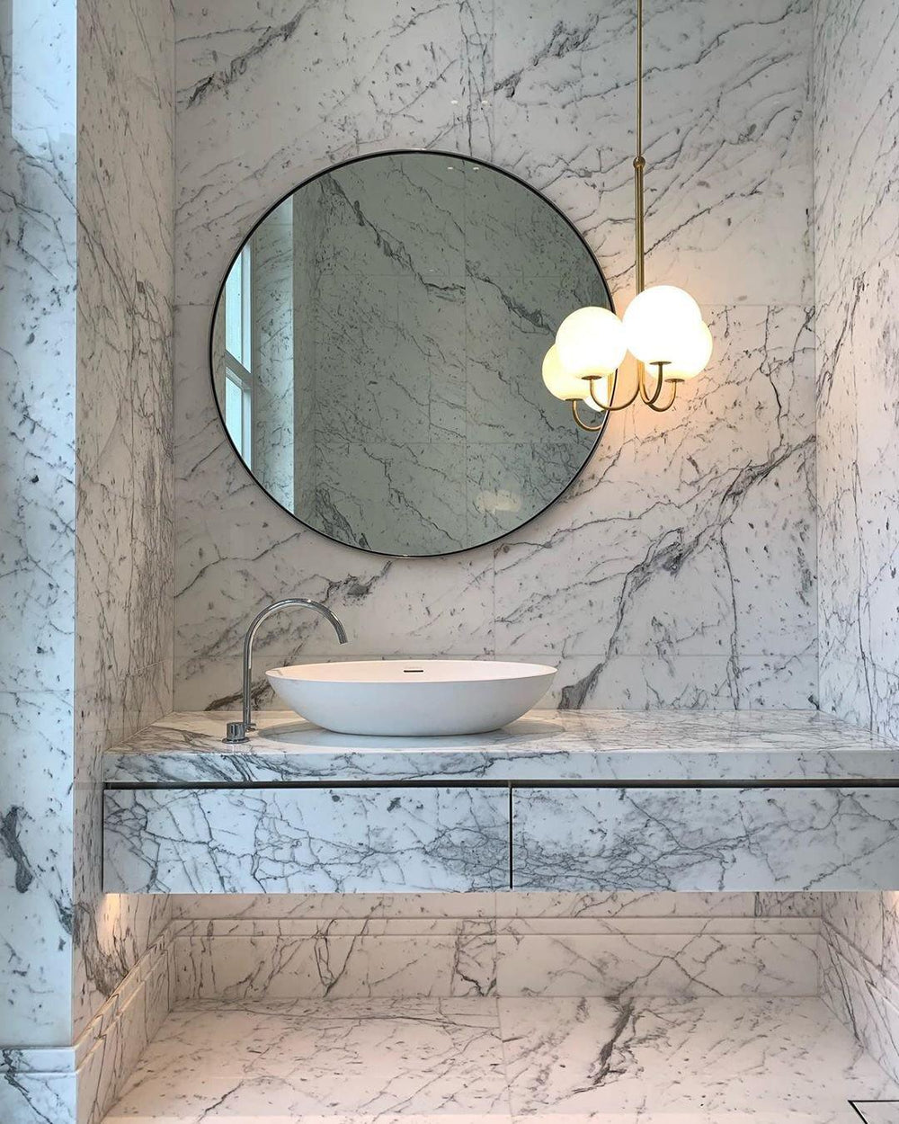 Angle Pendant Light