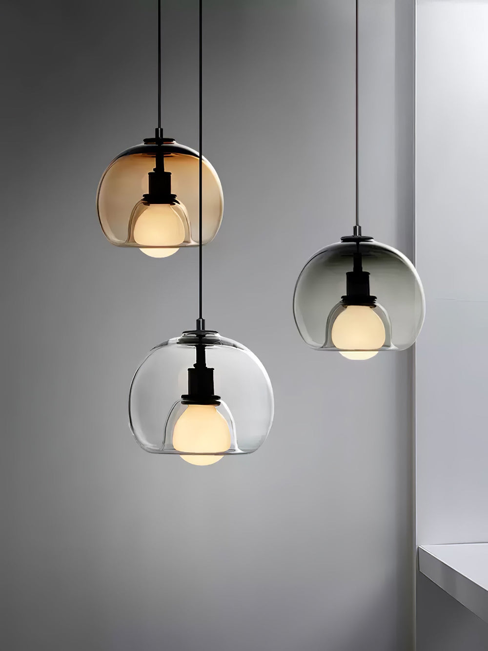 Eres Pendant Light – Handblown Glass Orb