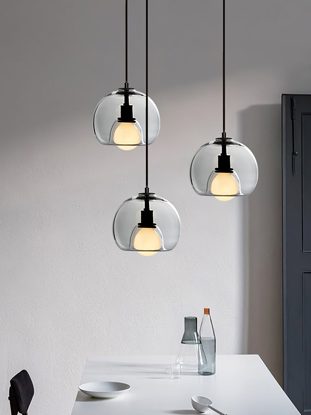 Eres Pendant Light – Handblown Glass Orb