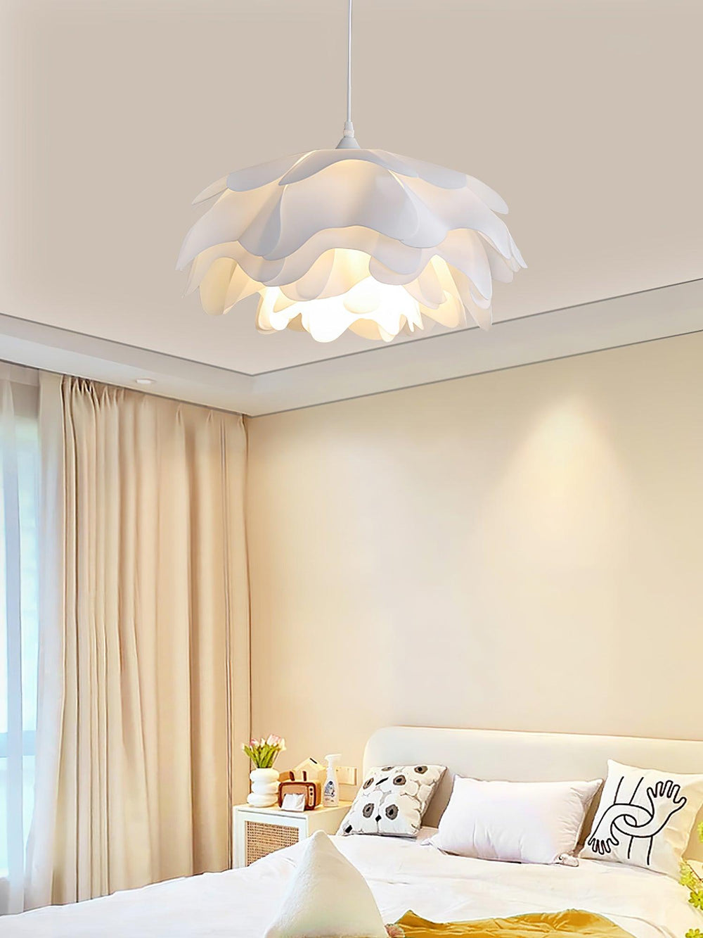 Bloom Petal Pendant Lamp – Layered Acrylic Flower