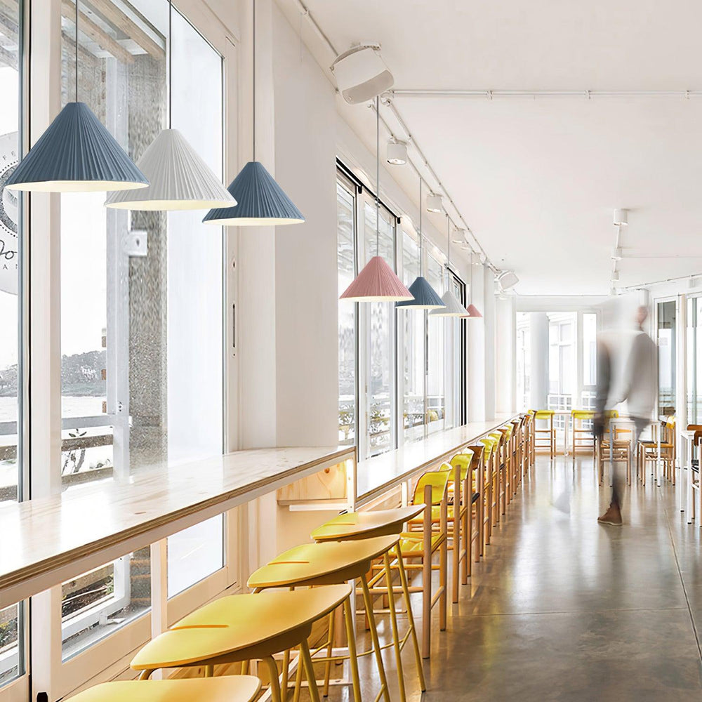 Hat Resin Pendant Lamp