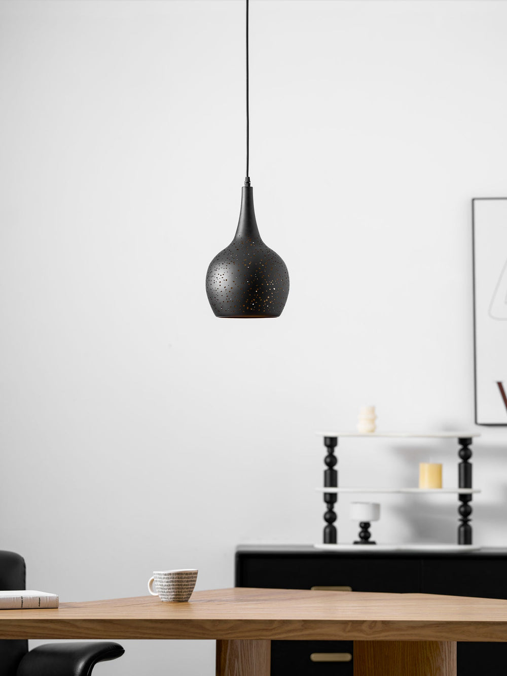 Hollow Industrial Pendant Lamp – Vintage Black & Gold