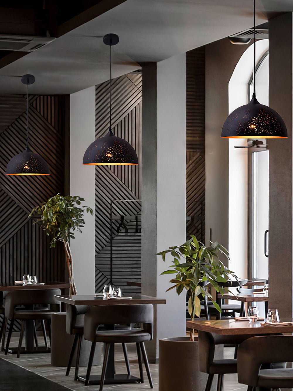 Hollow Industrial Pendant Lamp – Vintage Black & Gold