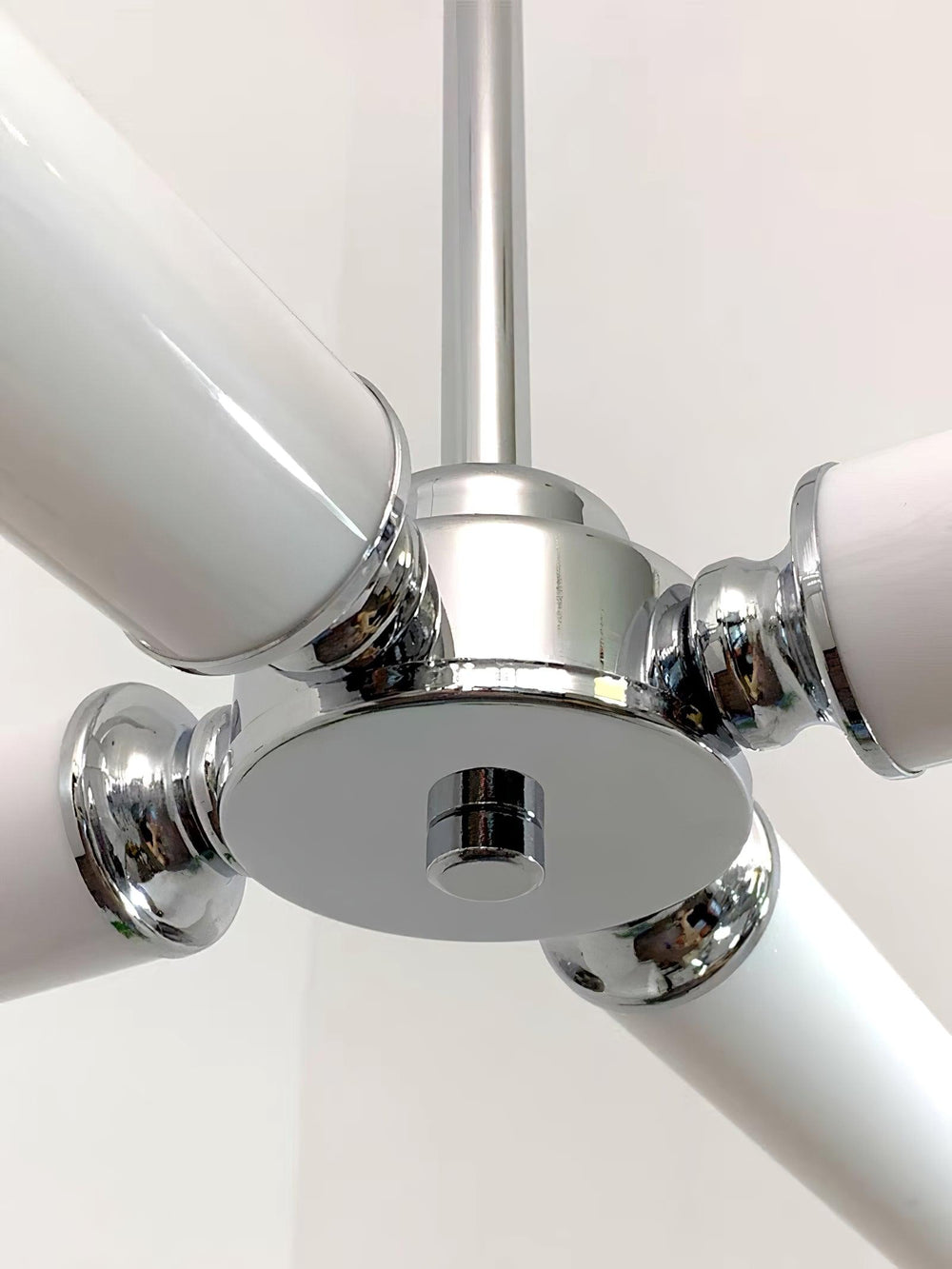 Huntington LED Ring Chandelier – Modern Halo Glow