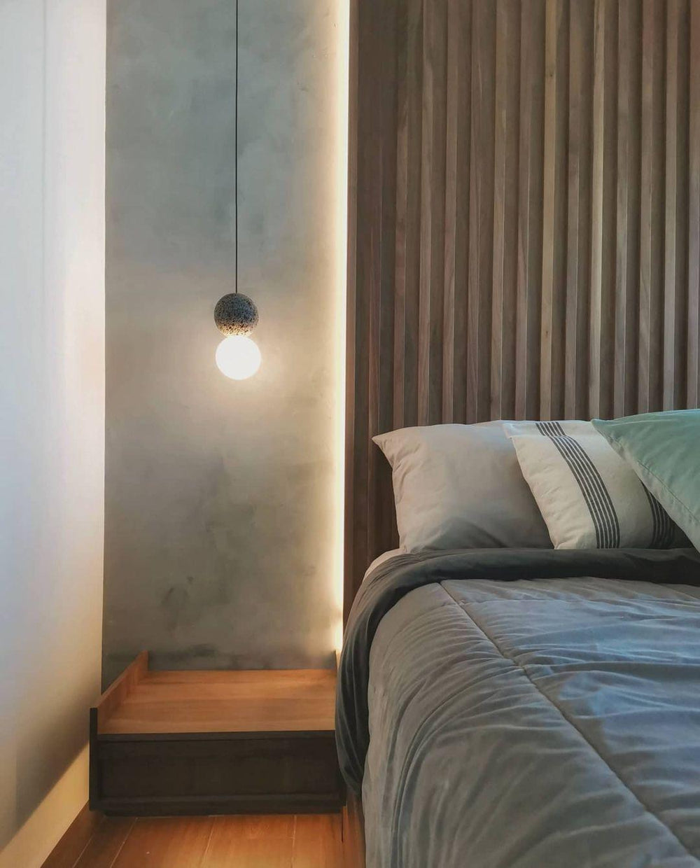 Origo Cement & Sandstone Pendant – Industrial Glass Accent