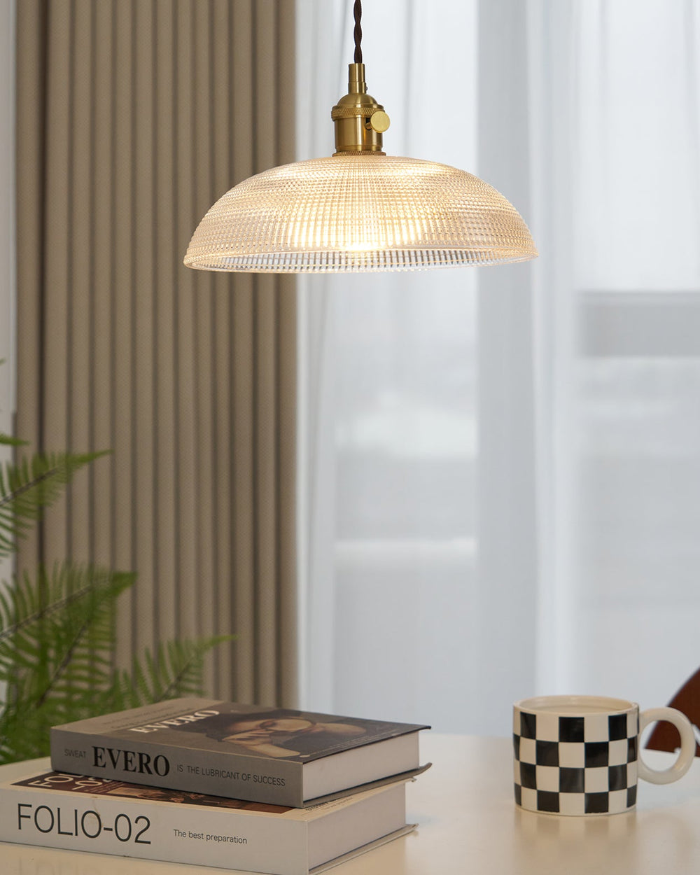 Ribbed Spiral Glass Ceiling Pendant – Polished Brass Dome
