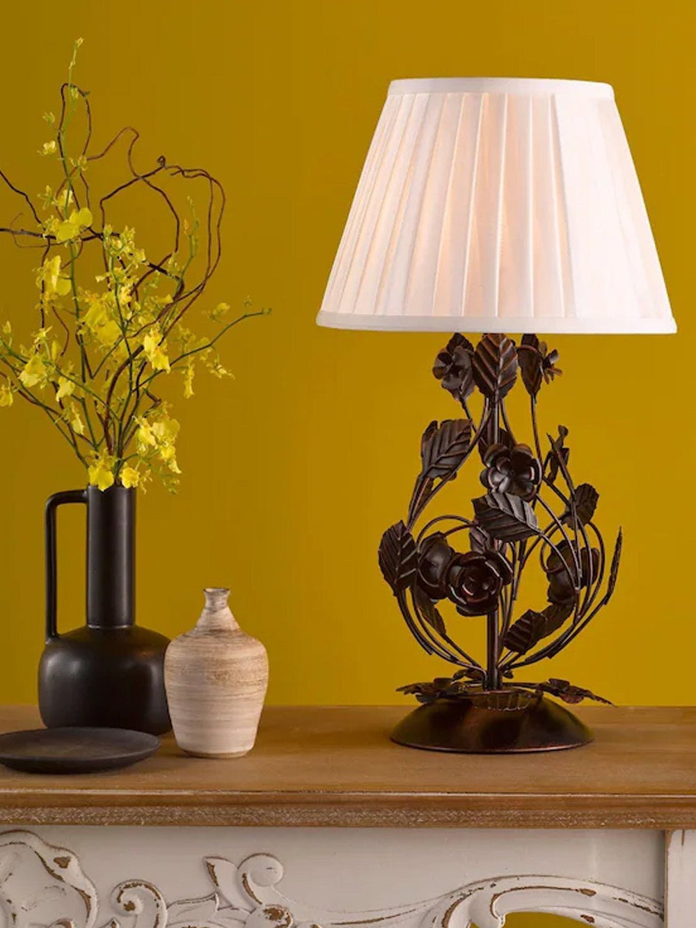 Rosaspina Wrought Iron Rose Table Lamp