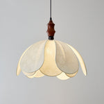 Roswyn Petal Pendant Lamp