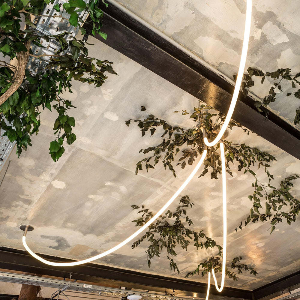 Flexible Curve Pendant Lamp – Adjustable Modern Ceiling Light