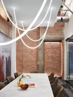 Flexible Curve Pendant Lamp – Adjustable Modern Ceiling Light