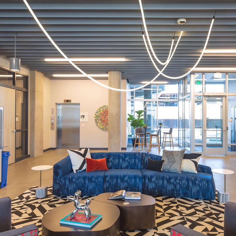 Flexible Curve Pendant Lamp – Adjustable Modern Ceiling Light