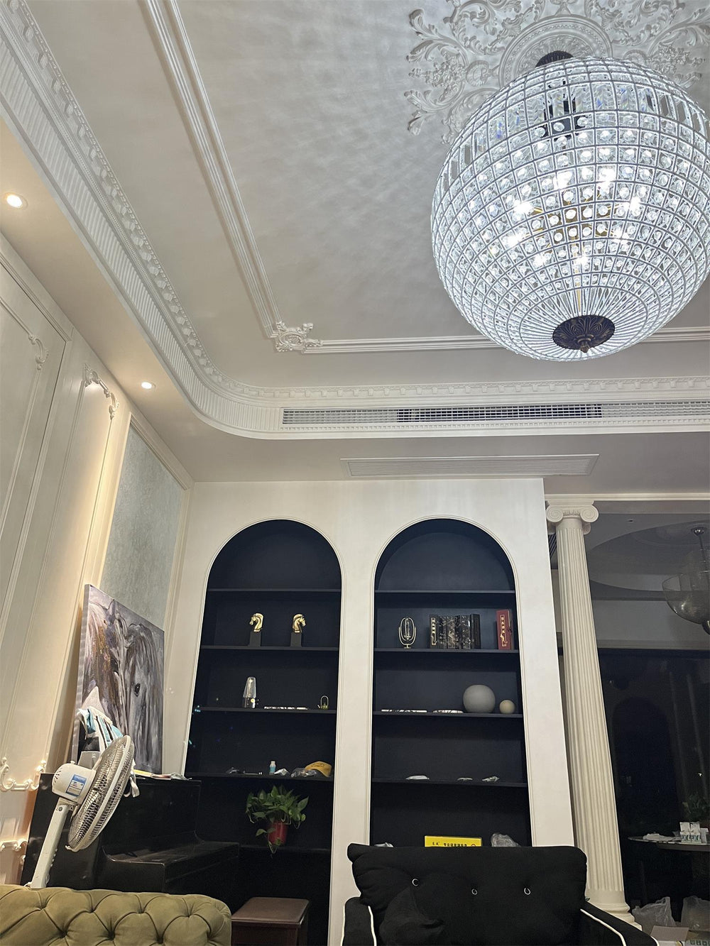 Traditional Gold Globe Chandelier – Classic Brass Silhouette