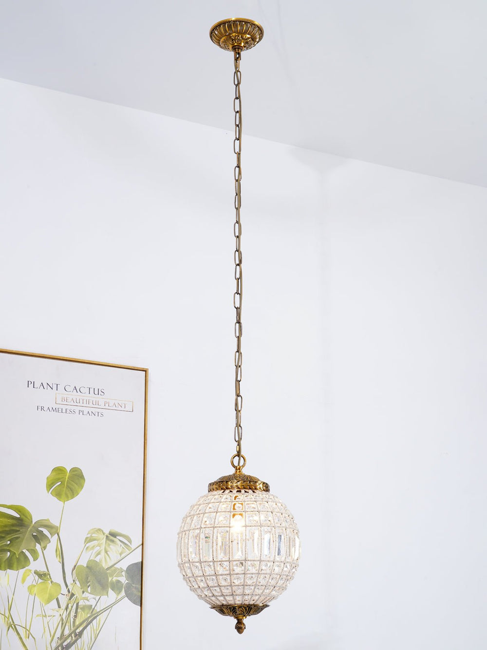 Traditional Gold Globe Chandelier – Classic Brass Silhouette