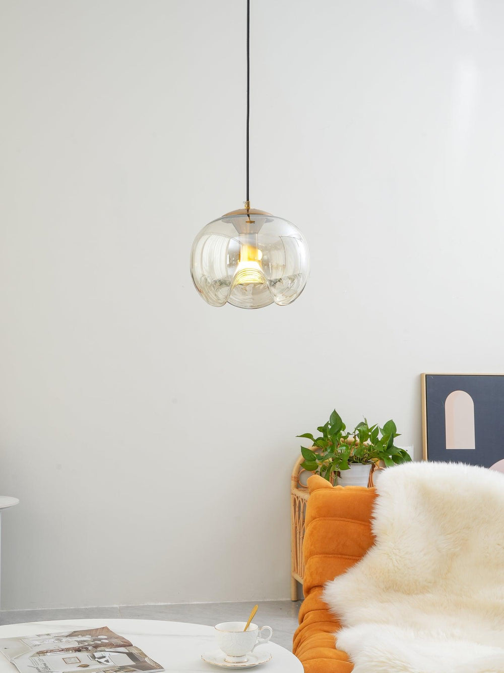 Wave Pendant Light – Modern Curved Glass Ceiling Fixture