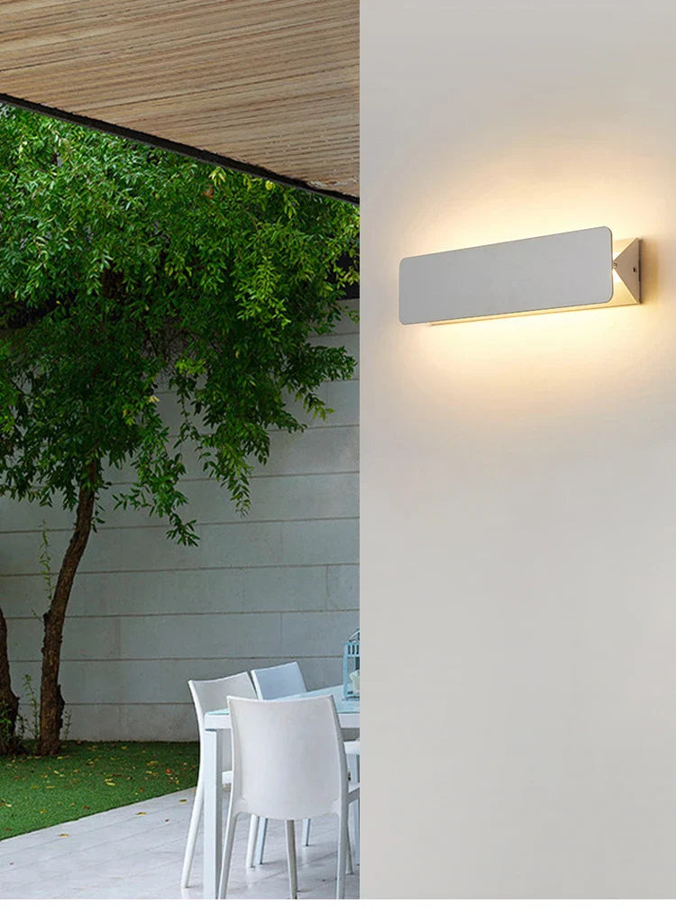 bioLine LED Up & Down Wall Light – Modern Indoor Sconce